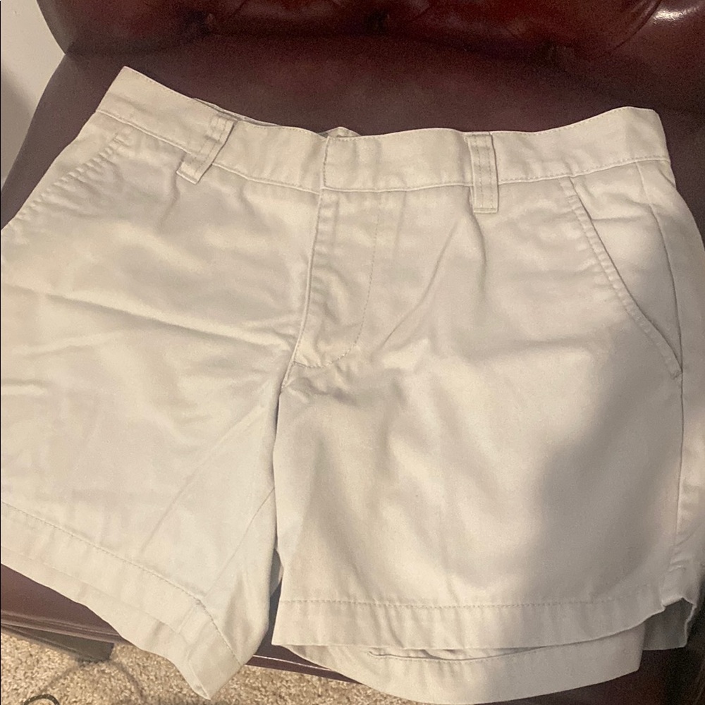 Austin Clothing Co. Khaki Shorts Size 6